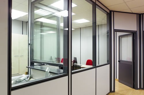 Vách ngăn kiếng cường lực đẹp nhất 2019