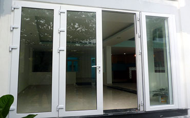 Cửa nhôm kiếng